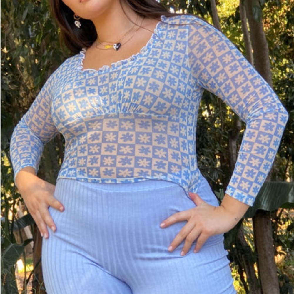 Lisa Says Gah Blue Long Sleeve Fitted Top
